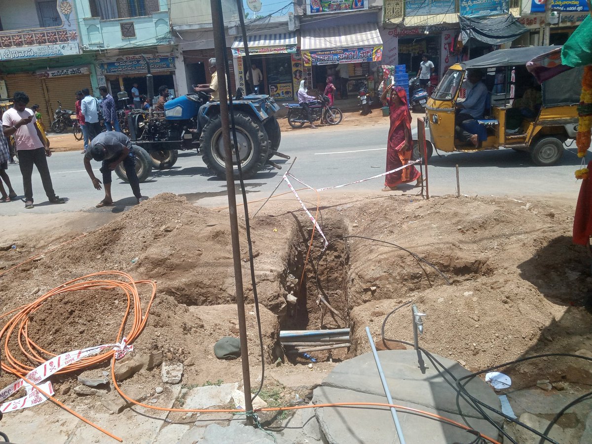 T85915696's tweet image. #BSNL_PayRevision
BSNL is not a profit oriented organisation. It is a govt company implementing government decisions. Do not deny Wage Revision to the employees on the plea that the company is not making profit.

@PMOIndia
@DoT_India
@CMDBSNL
@devusinh
@AshwiniVaishnaw