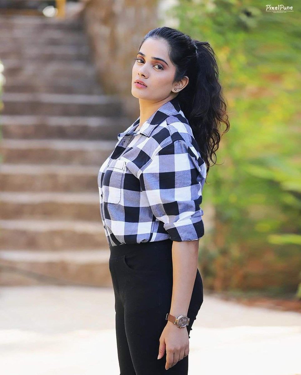 manoranjanvishw's tweet photo. अभिनेत्री भाग्यश्री मोटे 😍😍😍
.
.
📷 @pixelpune
.
.
.
#MarathiManoranjanVishwa 
#marathicelebrity 
#MarathiActress 
#MarathiActors https://t.co/tDeqPkgfP6