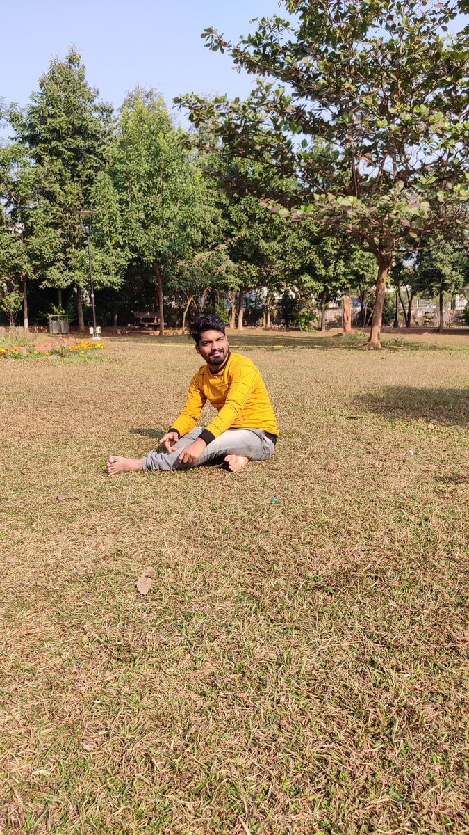 themilansingh's tweet photo. Don't get upset with people or situations,
Both are powerless without your reaction.

#Keepingfocus #Spreadingpositivity #Helppeople #Learningnewthings #Takecareyourrelatives #Takecareofyourhealth #Doingbestinjob #tuesdayvibe #mksthoughts #todaythoughts #justsmile #smilealways https://t.co/obnNofzDkv