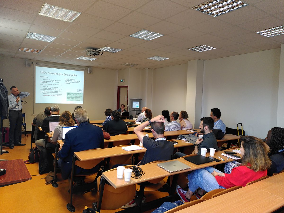 FiliereFIMATHO's tweet photo. 📣C'est parti pour les journées annuelles de la @FiliereFIMATHO et de ses centres de référence maladies rares !
👉On commence ce matin avec la journée du CRMR #CRACMO !
#maladiesrares #journeesannuelles #crmr https://t.co/DsmeQBMXXB