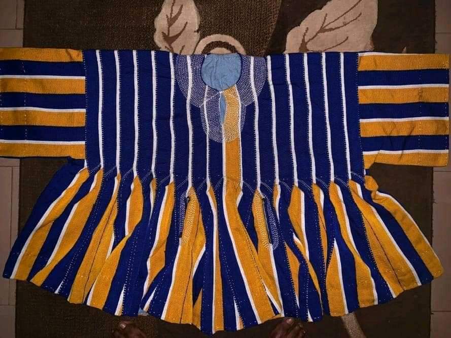 AmevorHelene's tweet photo. @gyaigyimii Hand-Woven Batakari/Smock at a very affordable price.
We also have in stock female wears of smock and the smock materials itself.
Pls Contact me for your deliveries anywhere in Ghana
0246435486/0242831666 https://t.co/uqlml9rGPF