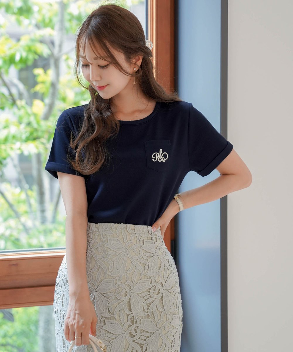 le_reve_vanille's tweet photo. 💗 Re Arrival 💗
6/14(tue) 18:00~
発売開始直後から反響をいただき
完売していたオリジナル刺繍Tシャツの
追加販売決定いたしました😌✨
🏷 https://t.co/8zB9FbP8uJ
#vaniller #ヴァニレ #Tシャツ https://t.co/gZrqH7jgj2