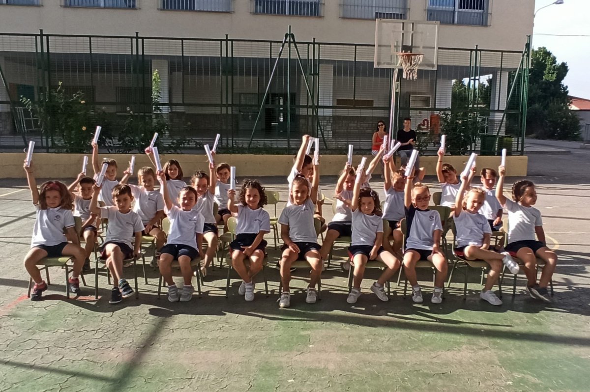 Santa Maria Granada tweet media