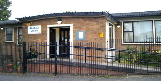LancsLibraries's tweet photo. Join our team at #RibbletonLibrary
You will:
βοΈ have a love for reading
βοΈ have excellent communication and digital skills
βοΈ be able to deliver a customer focused service #LancsCCJobs #jobs #LibraryJobs
https://t.co/HWx4nxCiWd #Preston https://t.co/9RmPrpRVzB
