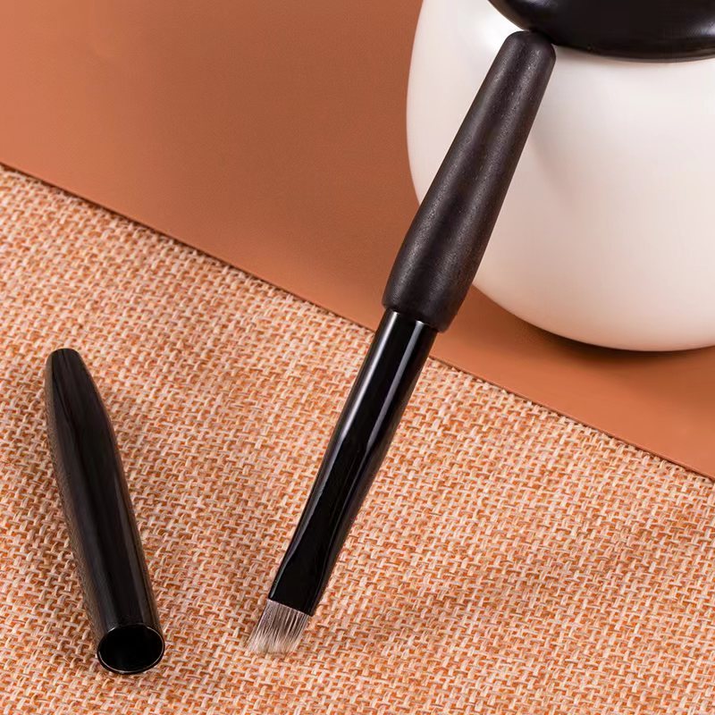makeupbrushmill's tweet image. Our factory have many years customized experiance of high end makeup brushes for many worldwide cosmetics brands,If you want to improve your make up brush quality,pls kindly contact with us
Customized Logo,Private Label
Vegan&amp;amp;Cruelty-free.
Thank you
Wechat/WhatsApp:+8613231768661