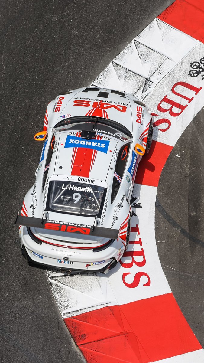 PorscheSupercup's tweet photo. #PorscheMobil1Supercup – #WallpaperWednesday brings yocurrent top 4 of #Porsche #Supercup Rookies classification as background for your📱or💻: Bastian Buus (@LechnerRacing #7), @HanafinLorcan (#FACHAUTOTECH #9), @loekhartog (@ombraracing #17), Morris Schuring (#HuberRacing #1) https://t.co/UI9mPP9zsS
