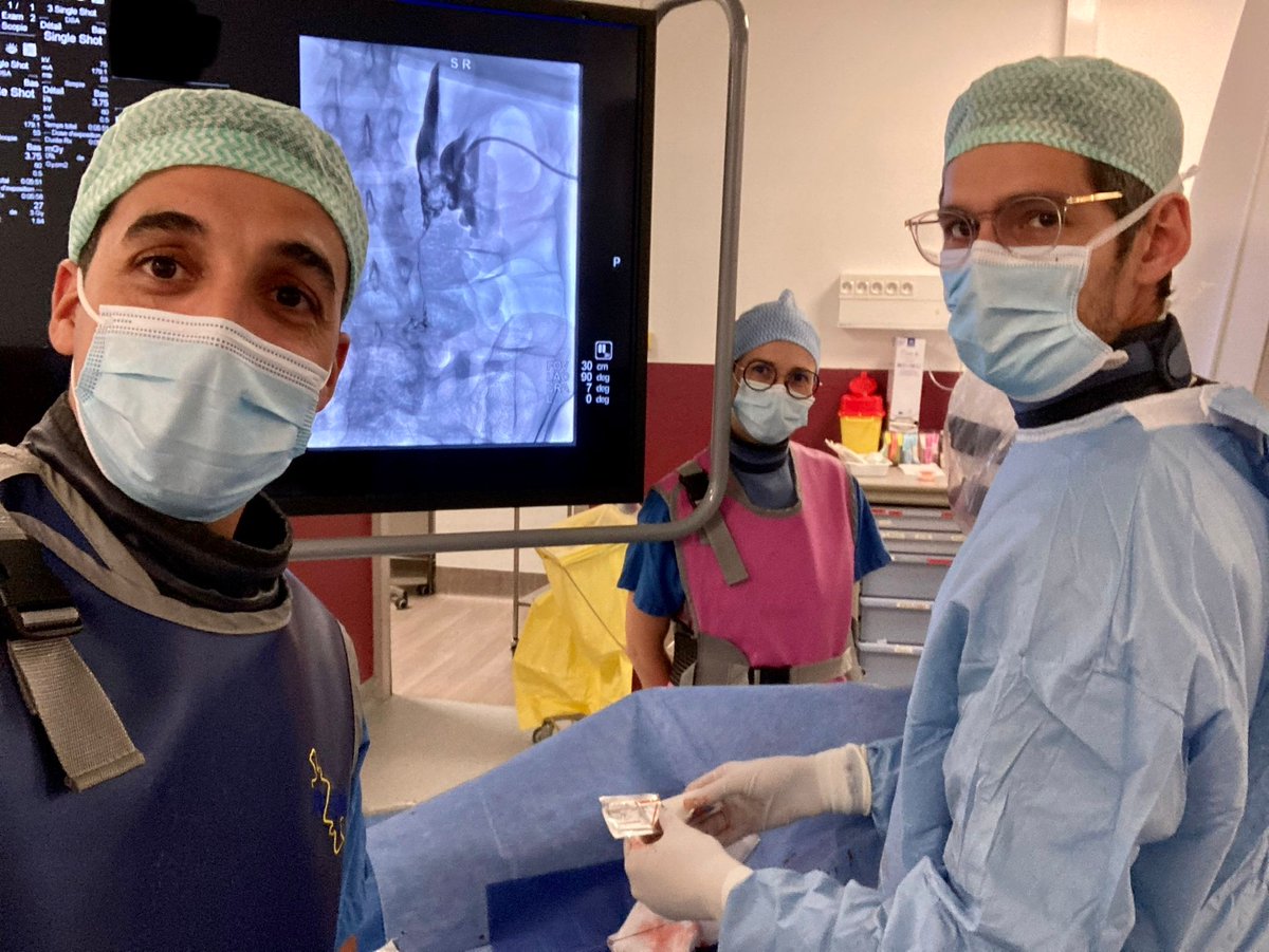 Everything under control in Hospital Nord - Marseille with a meticulous fellow and a compassionate &amp; empathetic IR Technologist. #TeamIR #APHM (3/3)
