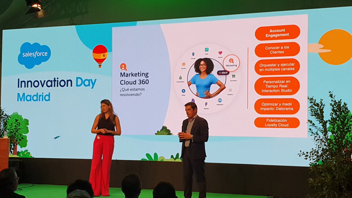 fabiangradolph's tweet image. En el escenario @LauGuzLin y @AninoRodriguez desgranando las características principales de #Customer360 de @SalesforceES 

#salesforceinnovationday Madrid
