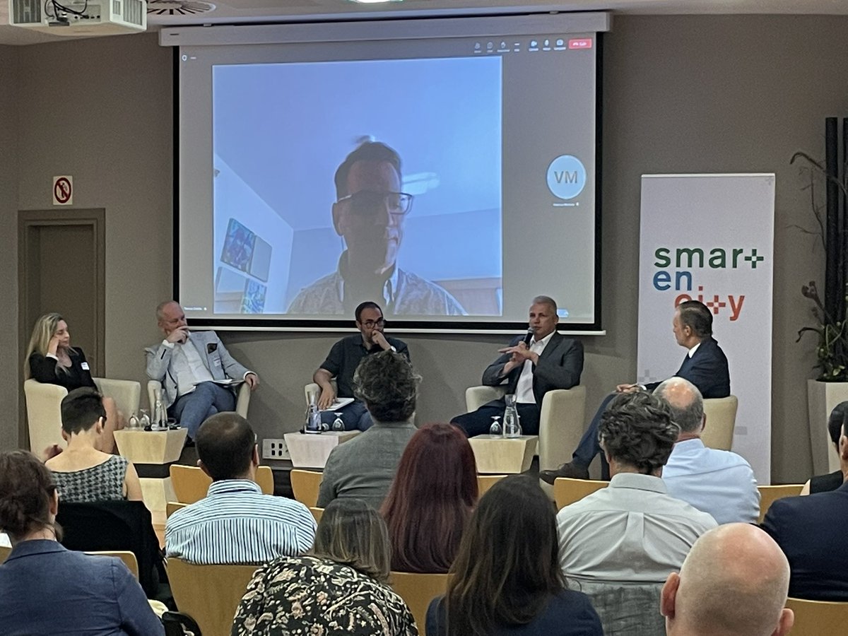 „It‘s not the end of the journey!“ stated #SmartEnCity project coordinator Fran Rodriguez Perez-Curiel during the high level panel about the future steps for EU Cities. Follow #SmartEnCity Final Conference.