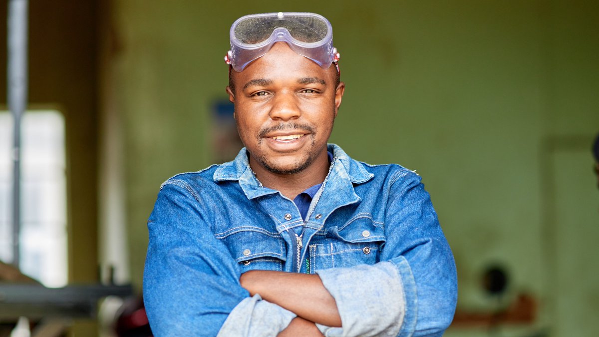 Trish, Leeward &amp; Gladys are keen on doing business better.

We're keen to see them &amp; past <a href="/YouthConnektZim/">YouthConnektZim</a> winners doing well after taking part in the flagship 'Improve Your Business' training for good business management principles.

[Continues]