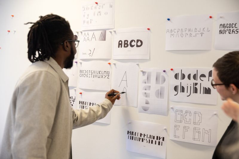 How to get a diversity scholarship to study graphic design at <a href="/Shillington_/">Shillington</a> bit.ly/3zFHmG7