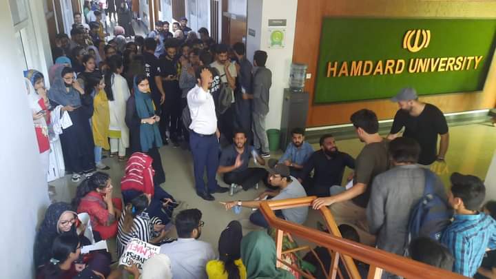YPCpakistan's tweet photo. Students of #Hamdard University who have been graduating for more than 2 years, are oppressed &amp; deprived of registration due to the incompetency of University &amp; Pharmacy Council

 YPC calls for immediate solution of the problem else we will come out with even more strength. https://t.co/QUcuL7xUjZ