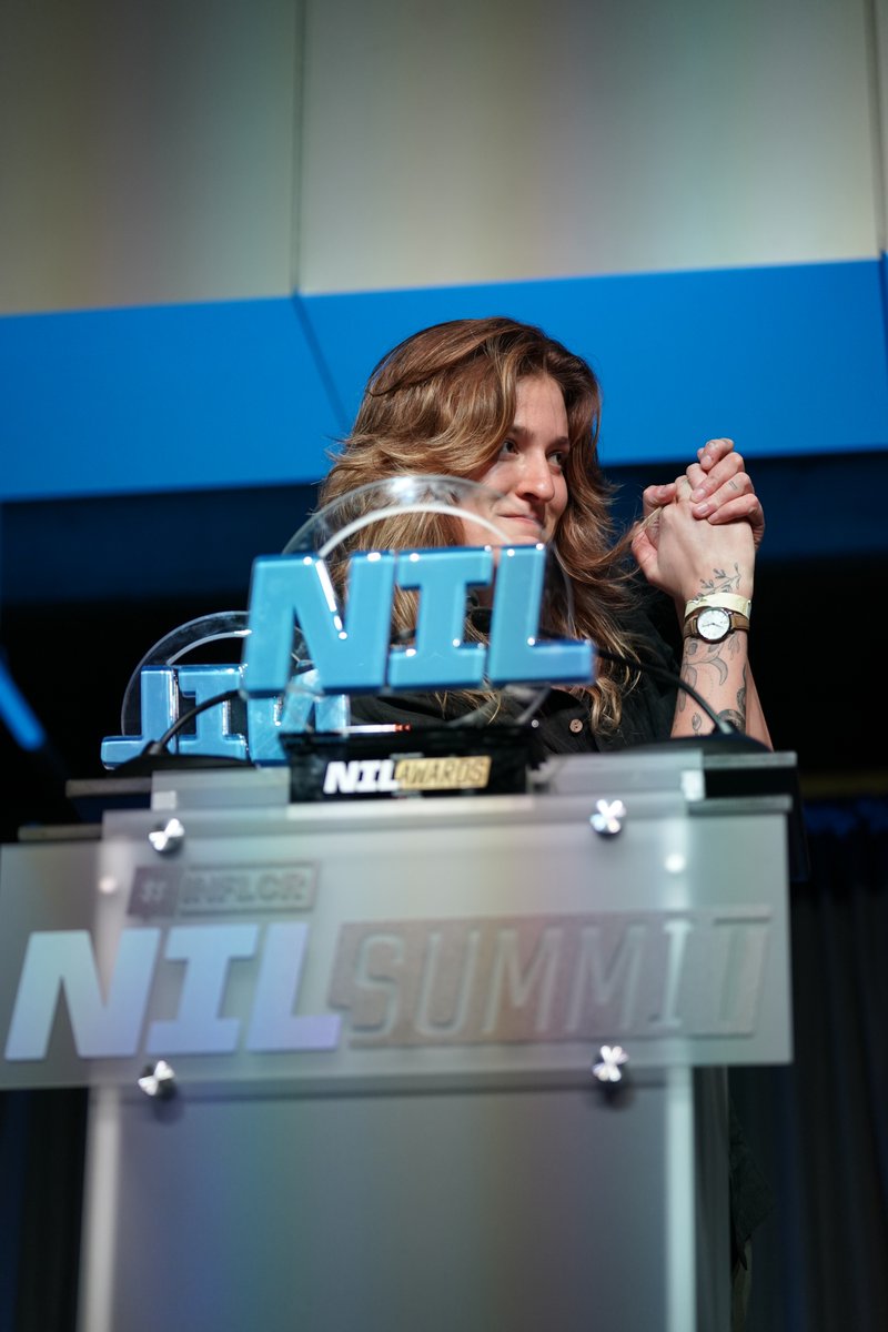 Congratulations again to our Male &amp; Female Athlete of the Year <a href="/ChaseQB11/">Chase Griffin</a> <a href="/sedonaprince_/">SEDONA</a> 🏆 

Time to get Day 2️⃣ started at the #NILSummit!