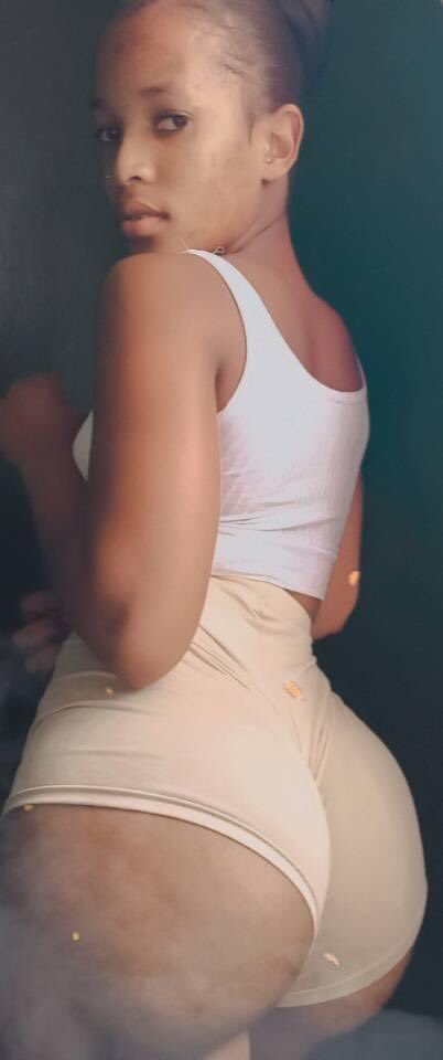 booty_natasha's tweet photo. @Mzansibooty1 #fatassteen #mzansibooty #bigbooty,new to twitter https://t.co/4Ps3KRN70A