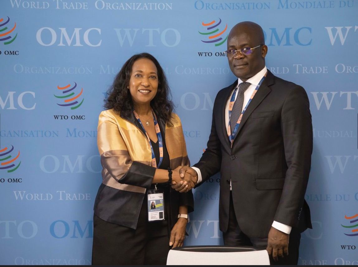 Ministère du Commerce Extérieur tweet media