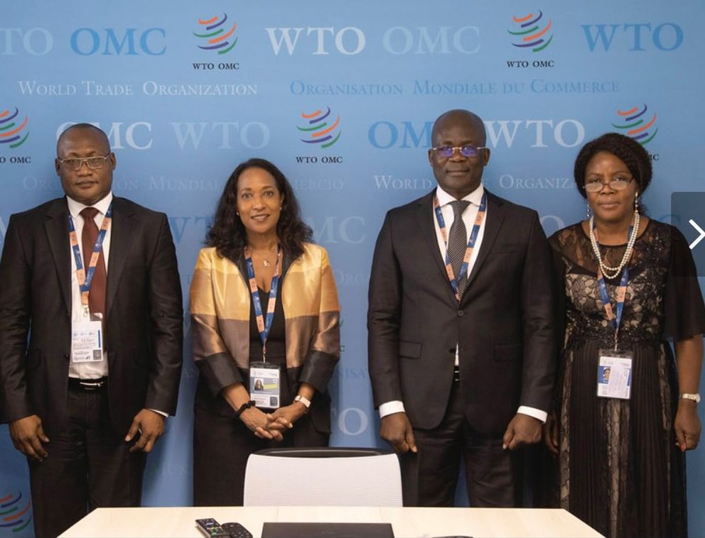 Ministère du Commerce Extérieur tweet media