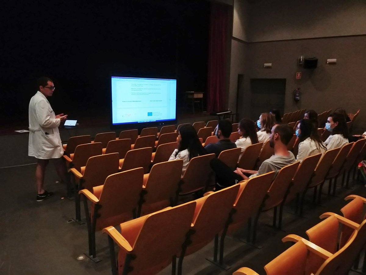 rimaska201 tweet media