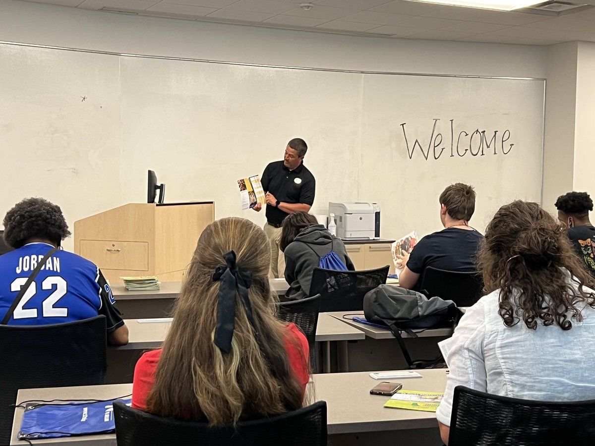 <a href="/lghs/">Leah</a> Class of 2026 started the day at <a href="/SoCrescentTech/">Southern Crescent</a> exploring careers &amp; high school Dual Enrichment opportunities! #TrueBLUECats have their eyes on the future! <a href="/chekuhn/">Cheryl Kuhn</a> <a href="/LGHSbaseball_01/">Stephen Phillips</a> <a href="/LGHS_Athletics/">LGHS Athletics</a> @TonyTow64072183 <a href="/lghsctae/">LGHSCTAE</a>