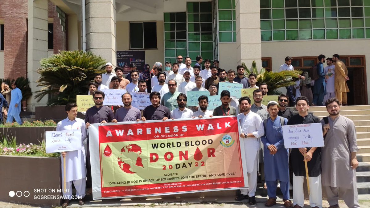UOM_LowerDir_KP's tweet photo. #UniversityofMalakand 
The Directorate of Students Societies,UoM in collaboration with Blood Chain Pakistan &amp; Sundas Foundation,Islamabad organized Awareness Walk &amp; Blood Donation Camp to commemorate World Blood Donor Day,2022 at UoM. 
#WorldBloodDonorDay2022 
#DonateDropsofLife https://t.co/4tR2MG0389