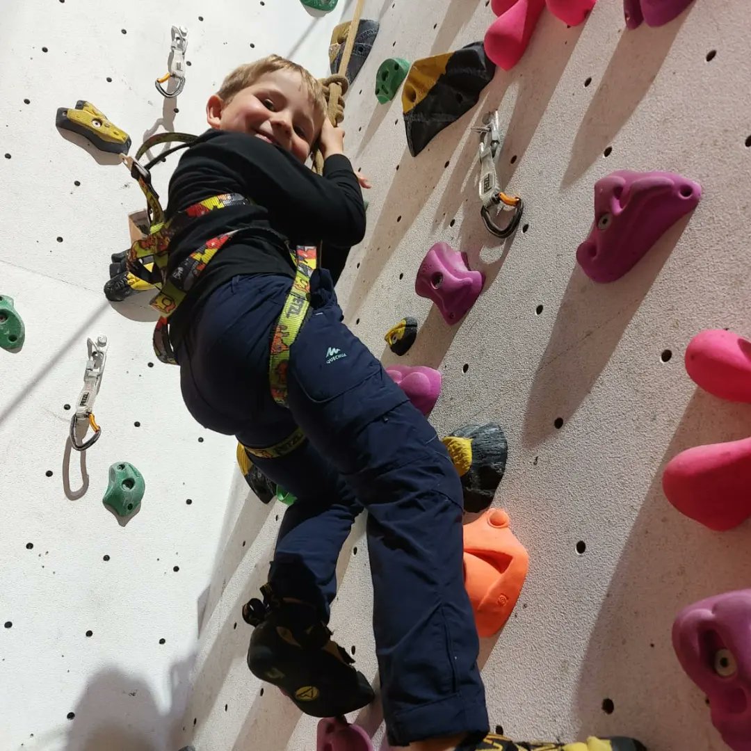 evrydayadv's tweet photo. @paulbesleywrite Haha, aren't we all. He's becoming a fine hillwalker, climber and a bit of a runner. https://t.co/emGTatnc6g
