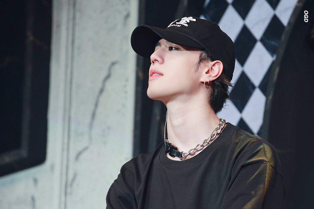 220522 팬콘 🖤🖤🖤
#갓세븐 #유겸 #GOT7 #YUGYEOM <a href="/yugyeom/">김유겸</a>