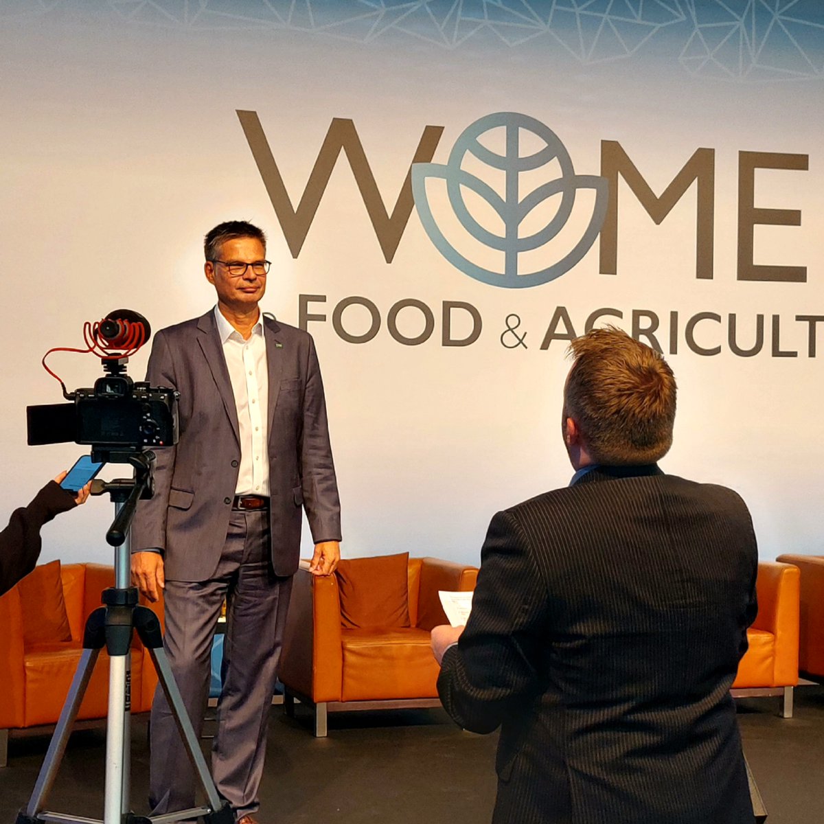 DirkVoeste's tweet photo. Thanks @wearewfa for hosting a great in-person #WFAsummit! Creating partnerships to drive change is crucial for more sustainable agriculture - #WFA22 offers the opportunity to do this. This year’s motto “A Force For Change” hits the mark. https://t.co/RADVijEsr8