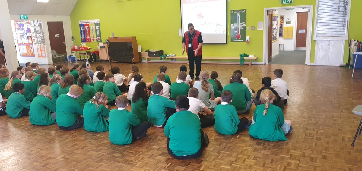 Year 6 are currently enjoying an afternoon session courtesy of out friends. We're gaining some crucial life skills and strategies to help us manage our daily lives. <a href="/SUMO4Schools/">.</a> <a href="/TheSumoGuy/">Prof Paul McGee</a>