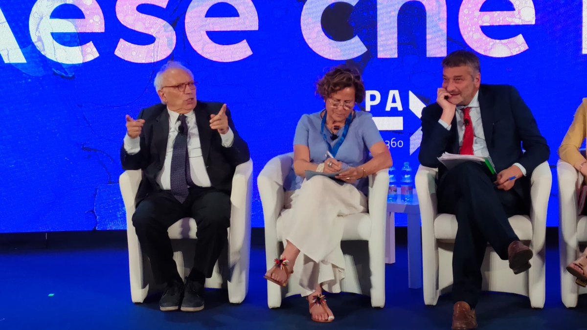 d'I comunicazione tweet media