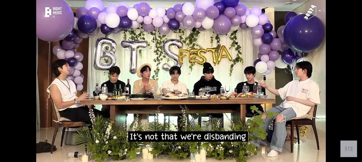 mitchielabs's tweet photo. Yung pinaghahandaan kong meetup and concert, kelan na?! 🥺😭
Im heart broken right now! 💔 https://t.co/3TDsMKRJBm