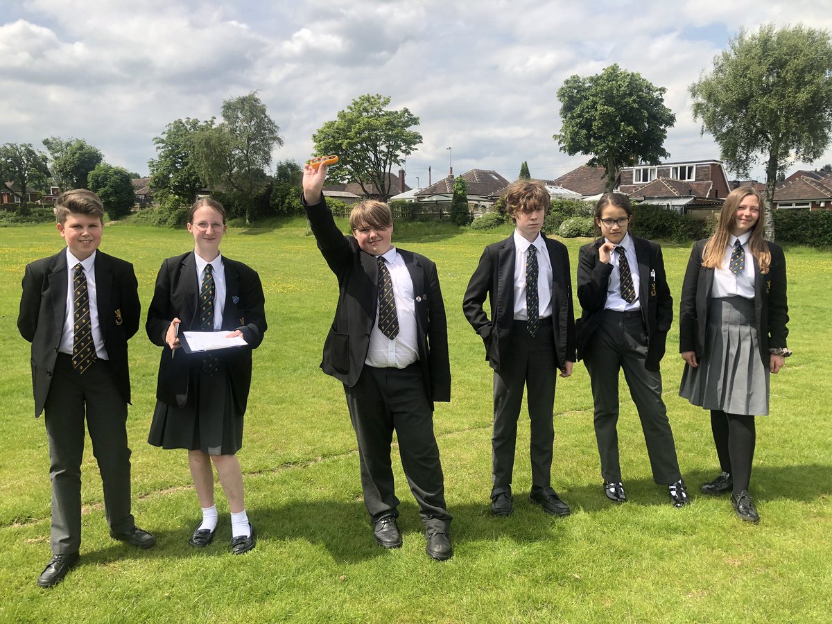 CHSICELAND18's tweet image. Microclimate work around the school grounds #nationalfieldworkweek @CHSupdates