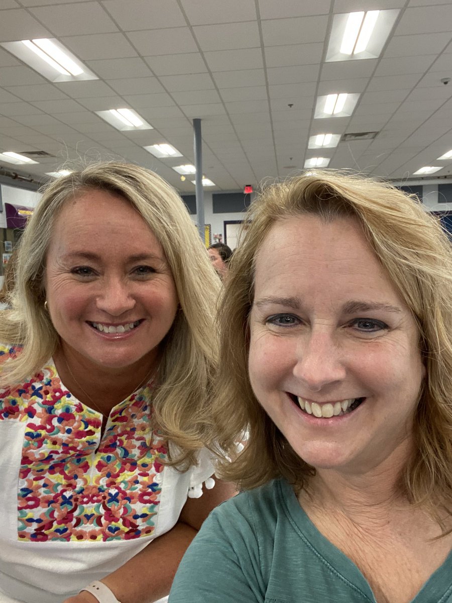Shout out to Pam Rowland from Rowan for helping DLCs sHiFt student learning for deeper thinking, authentic work, student agency, &amp; technology infusion! <a href="/KentuckyDLC/">KYDLC</a>