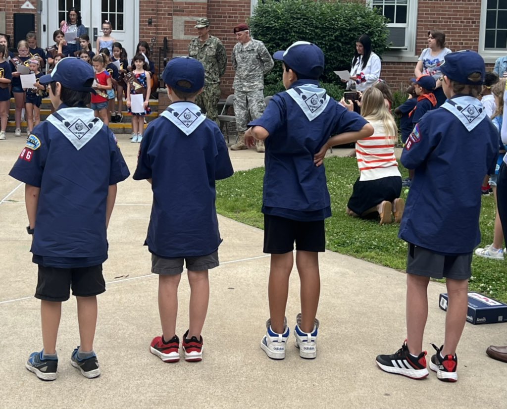 mrsangley's tweet photo. This morning, we honored our American flag and all it represents. Happy #FlagDay @TisdaleSchool 🇺🇸 https://t.co/EF1Kw4XkIh