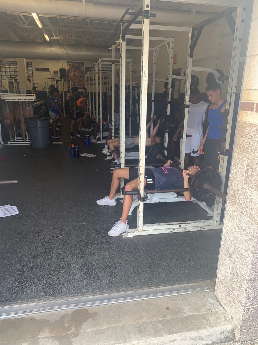 SHSFootballBooster tweet media