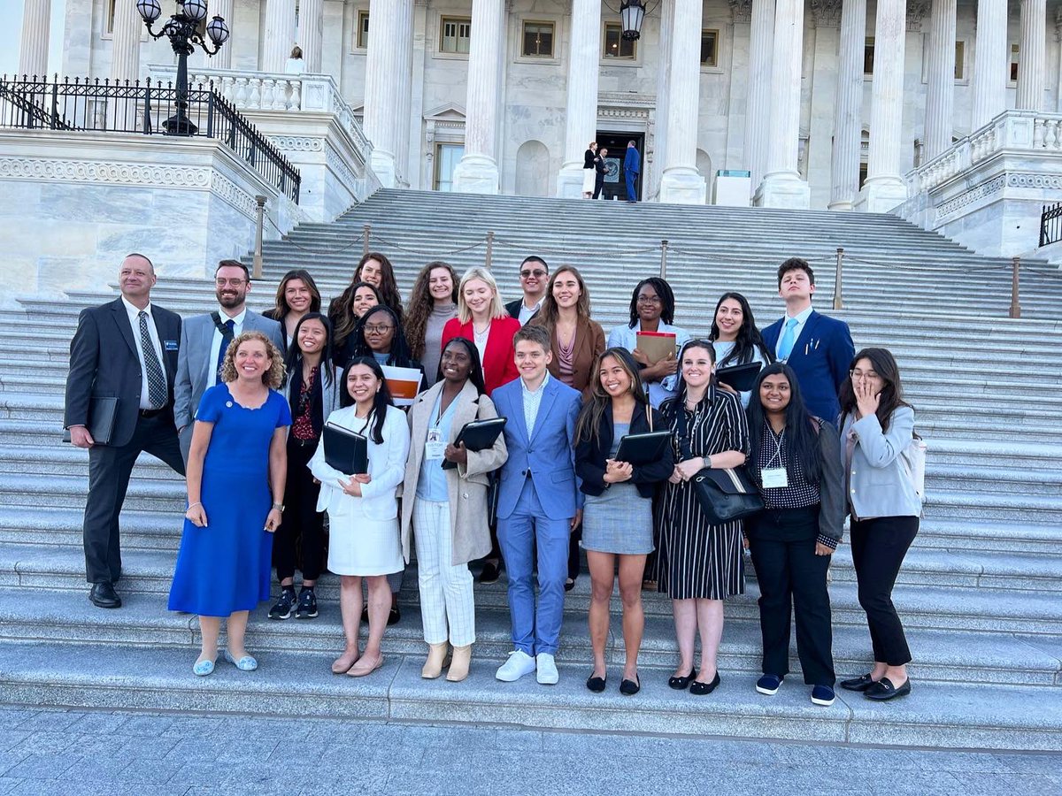 RepDWStweets's tweet photo. It’s great to be a @UF Gator - at the Capitol!! Happy to welcome the #GatorNation to DC. #GoGators https://t.co/m2mwy1vQoE