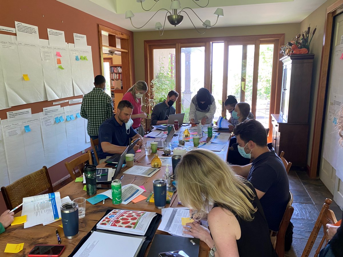 Our MLOHT Operations Team is hard at work identifying priorities, gaps and opportunities in several ongoing projects/initiatives to create a seamless and integrated health care system for the betterment of our community. #LdnOnt #MiddlesexCounty  #IntegratedHealthcare