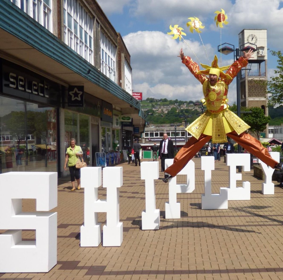 Shipley Street Arts (@shipley_fest) on Twitter photo FANTASTIC NEWS!
The Shipley Street Arts Festival is back for 2022!
Make sure the 23rd July is in your diaries because we will be bringing the best in British Street Theatre to Shipley.
Funded by <a href="/bradfordmdc/">Bradford Council</a> & <a href="/ShipleyTC/">Shipley Town Council</a> and produced by <a href="/Q20Events/">Q20 Events</a>
#Bradford2025 #StreetTheatre FANTASTIC NEWS!
The Shipley Street Arts Festival is back for 2022!
Make sure the 23rd July is in your diaries because we will be bringing the best in British Street Theatre to Shipley.
Funded by <a href="/bradfordmdc/">Bradford Council</a> & <a href="/ShipleyTC/">Shipley Town Council</a> and produced by <a href="/Q20Events/">Q20 Events</a>
#Bradford2025 #StreetTheatre