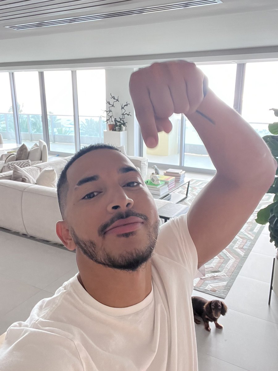 SurpremeNite's tweet photo. Who should I challenge next for $1,000 @ them in the comments and like and retweet. https://t.co/i03wvMzuqJ