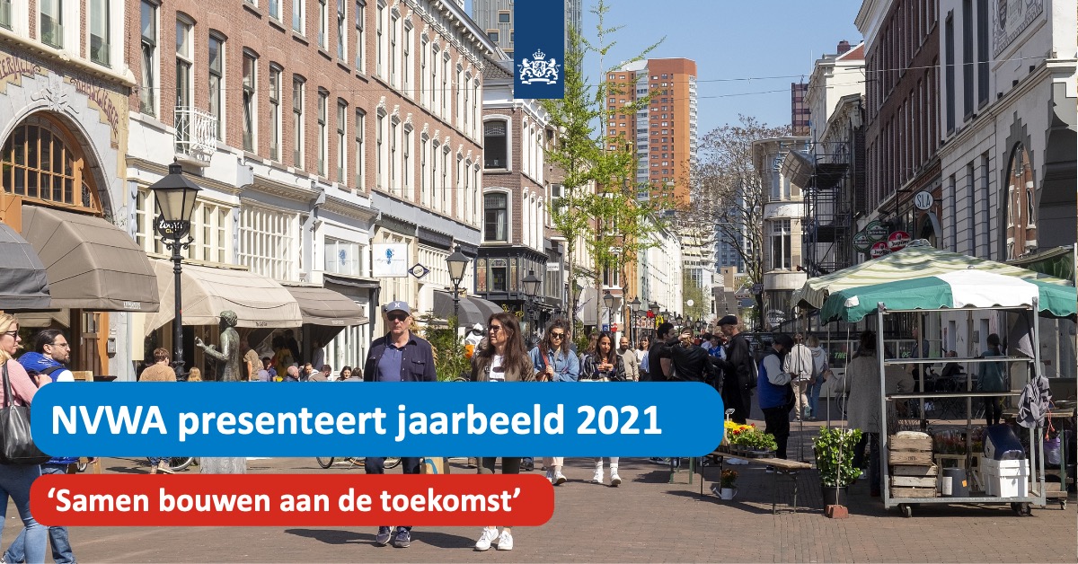 _NVWA's tweet photo. Ons #jaarbeeld 2021 ‘Samen bouwen aan de toekomst’ staat online. We blikken terug op een jaar waarin de NVWA een belangrijke bijdrage heeft geleverd aan de veiligheid van voedsel en consumentenproducten, dierenwelzijn en dier- en plantgezondheid⤵️
https://t.co/r6j9VE3l5u https://t.co/GD4LNii21U