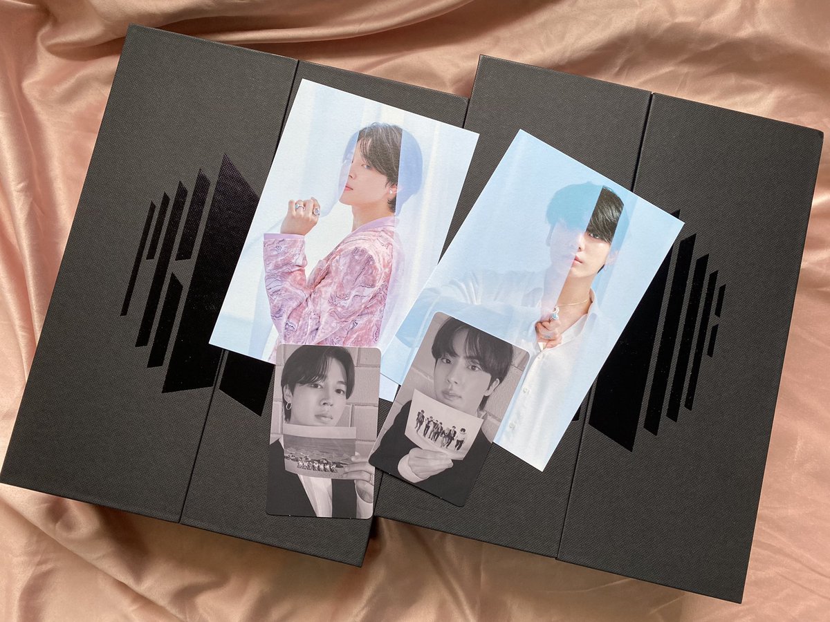 BTS PROOF ♡Standard Edition♡

FC購入分が昨日届いたよ✌️特典は最速でテヒョンきた❤️‍🔥キラキラトレカかわいい❤️‍🔥❤️‍🔥ランダムは交換に出すけどまだ追加分が届いてないのでそのうち出します！