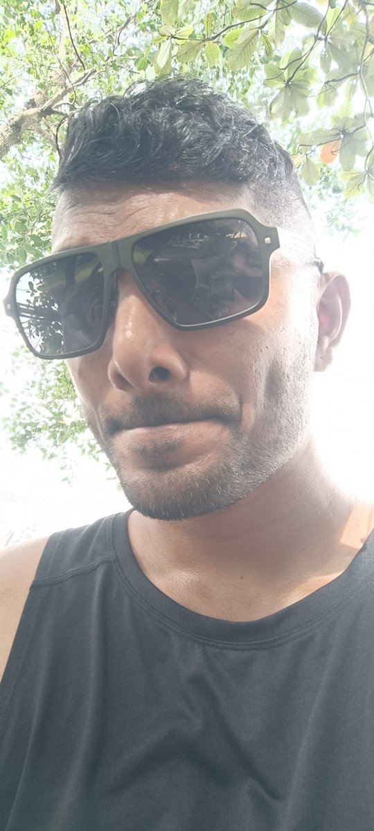 IamAgnar's tweet photo. Lunch out .... Feeling good 

#papichulo #papi #daddyslilkitten #scruff #sctuffpuppie #puppy #papilove #SriLanka #asianmen #meninasia #gaypride #PrideMonth2022 #HappyPride https://t.co/p5ydBmYxIG