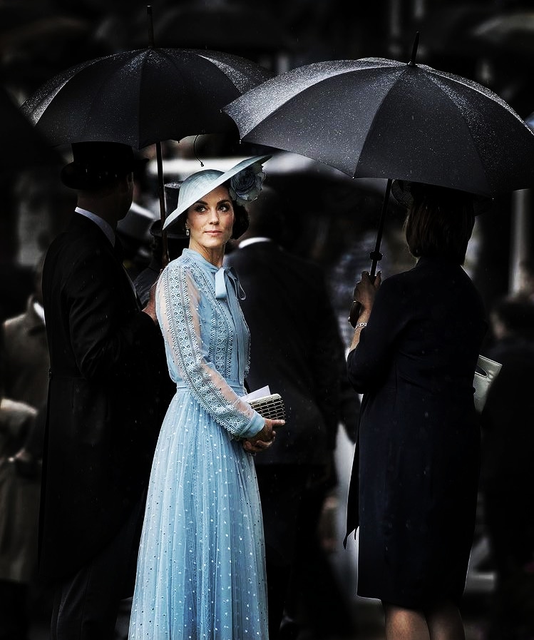 theworldofAC's tweet photo. It's #RoyalAscot2022 Day
#AscotDay #RoyalFamily #DuchessofCambridge #ElieSaab #britishroyalfamily #QueenElizabeth #PlatinumJubilee https://t.co/F5HmCW1hbq