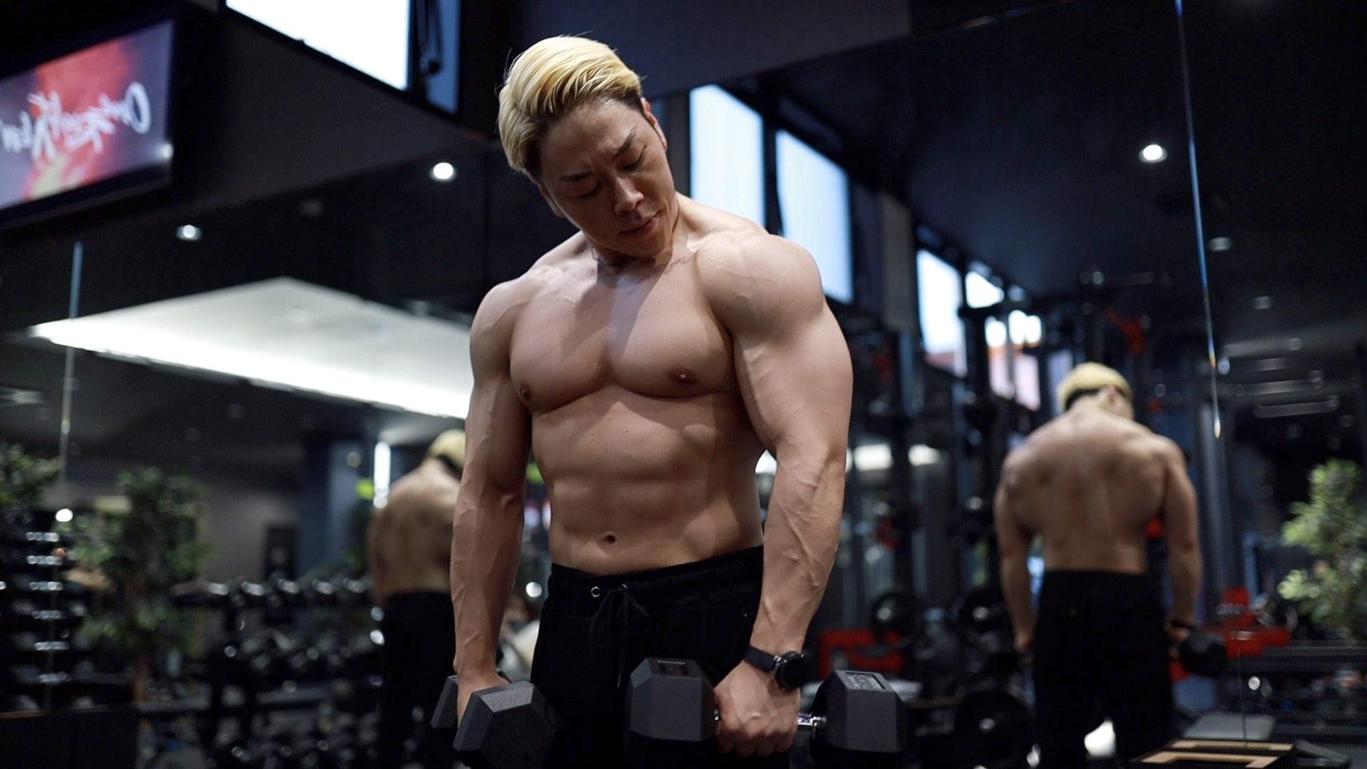 山澤礼明 筋トレyoutuber社長 筋肉も仕事もライフスタイルも全ては自分のカッコイイを追求し それを実現させるために頑張るのが楽しいんだな 誰とも比べず誰も目指さず 自分の こうなりたい だけに貪欲だから筋トレも仕事も楽しいのかも T 山澤礼明 筋トレyoutuber社長 筋肉も仕事もライフスタイルも全ては自分のカッコイイを追求し それを実現させるために頑張るのが楽しいんだな 誰とも比べず誰も目指さず 自分の こうなりたい だけに貪欲だから筋トレも仕事も楽しいのかも T