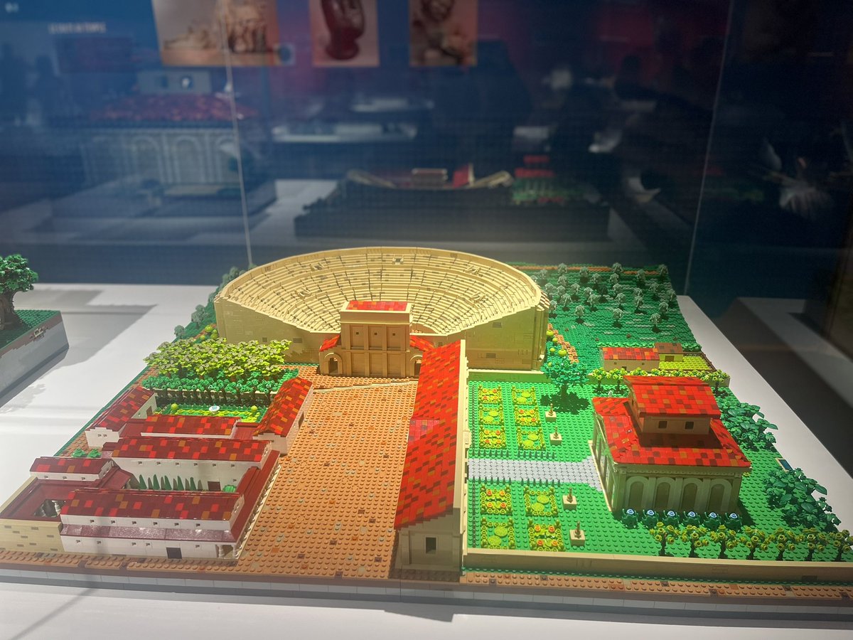clgpagnolsoa's tweet photo. [#Archeologie]

📷 Sortie des 6èmes 2 et 5 au musée archéologique du Val d'Oise avec @BenjiprofHG

Ce matin découverte de l'exposition « BRIQU’ANTIQUES, Les Romains en LEGO® » 

Cet après-midi musée de l’outil et site archéologique de Genainville

@acversailles @valdois https://t.co/Dq6gG7jMRe