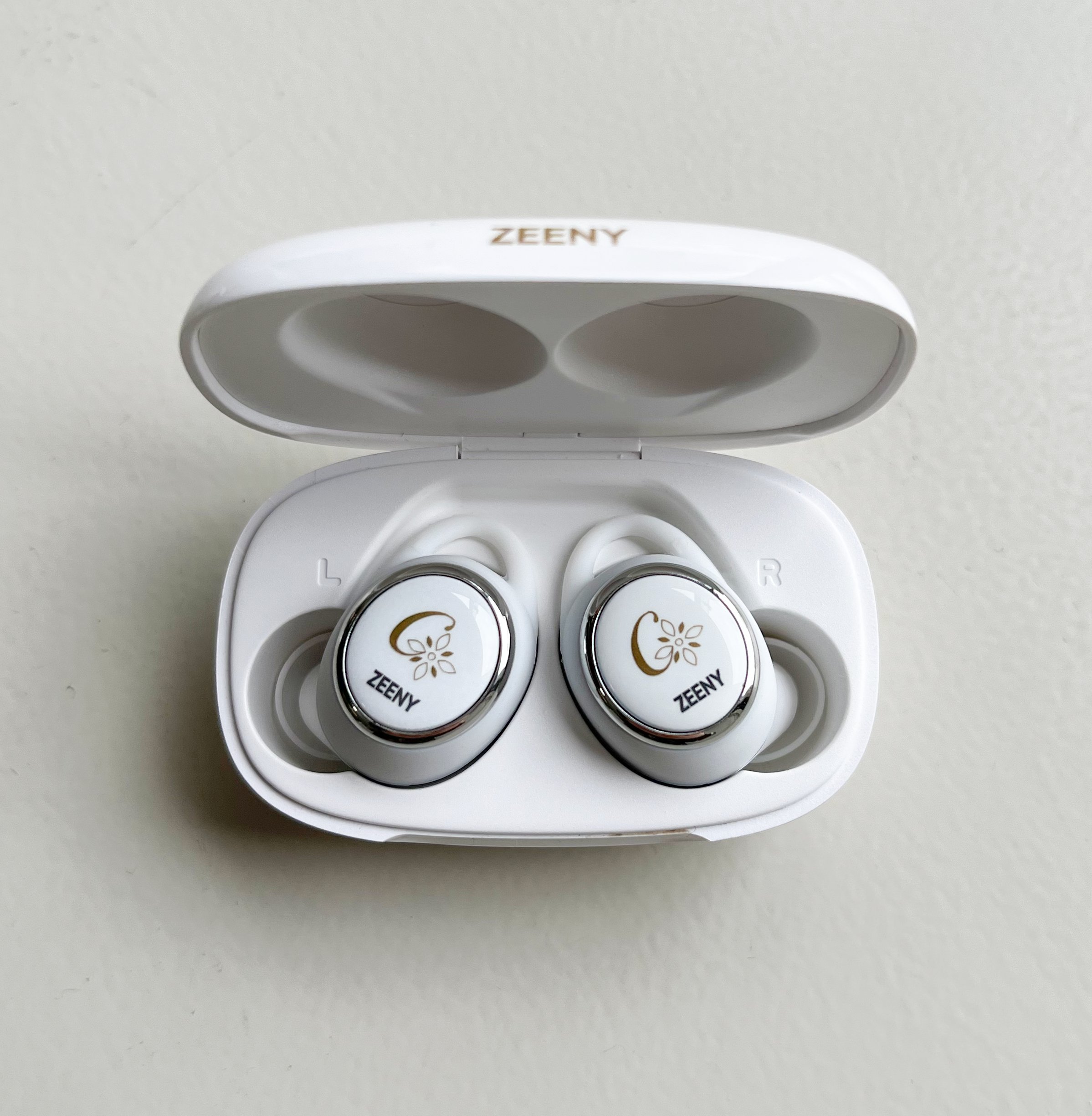 ZEENY Lights 2 精霊幻想記コラボ 新品未開封品 精霊幻想記 × ZEENY Bluetoothイヤフォン