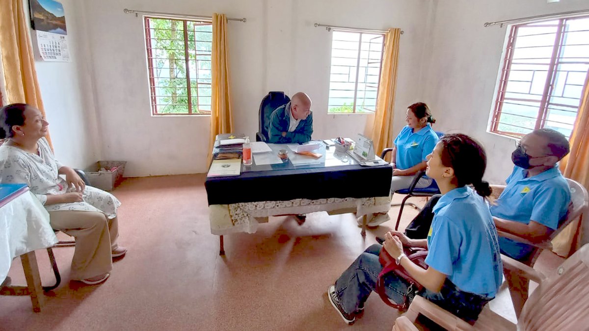 YNnagaland's tweet photo. #IBMSTEMforGirls Model school orientation visit to GHS Zubza, GHS Kiruphema & Purana Bazaar GHSS. Our other program in Nagaland govt. schools, to create ecosystem where girls are encouragd & supportd to explore careers in Science, Technology, Engineering and Maths (STEM) @ibm_in https://t.co/9vtg7VeQgw