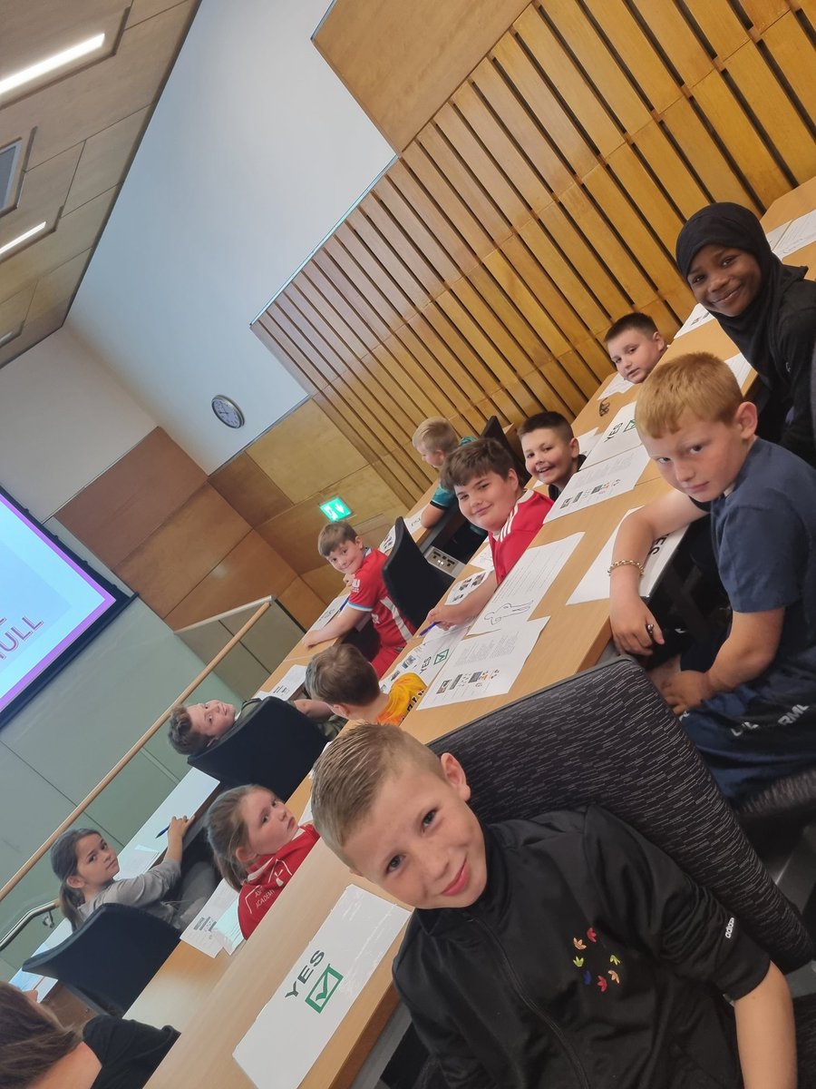 Thorpepark_Hull's tweet image. Inside the lecture theatre! #hulluni #lectureroom