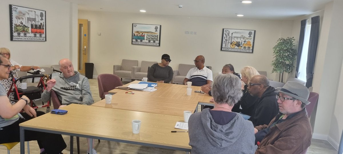 BeckyMSV's tweet photo. Wonderful to see lots of tenants and local residents at the first @TheStrokeAssoc support group held at Elmswood Park #Community #group #support @MSVHousing https://t.co/CjGJWVlFqq