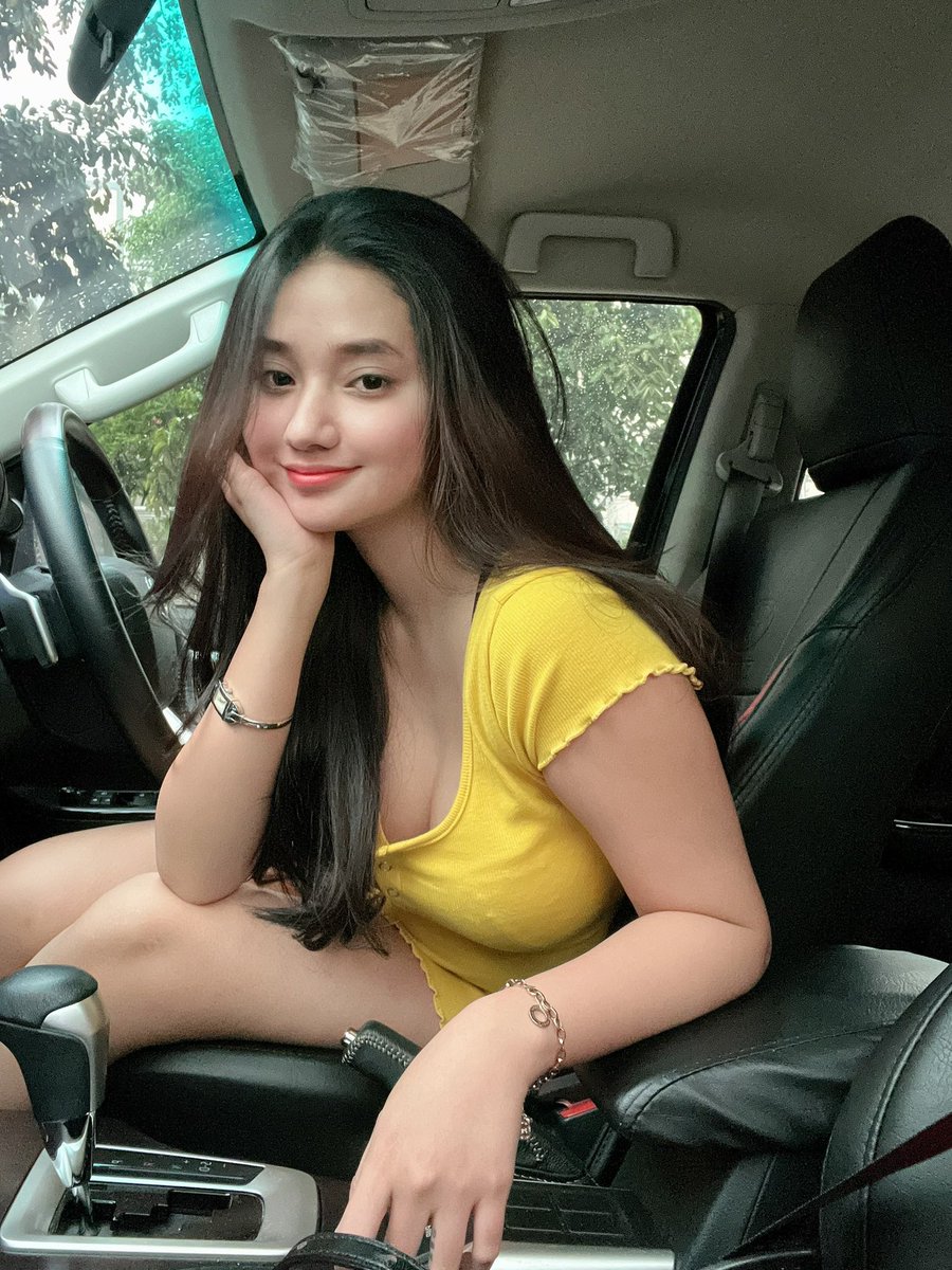 nicholeannbarot's tweet photo. Hello 💛 https://t.co/WMekjmLFdj