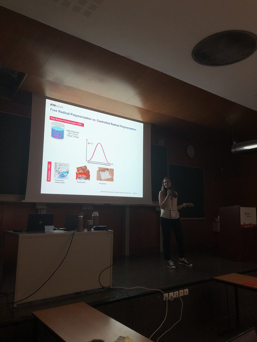 PhD student M.-N. Antonopoulou is now presenting her interesting work about Concurrent control over sequence and dispersity in multiblock copolymers in Amphi. D. #BPC2022