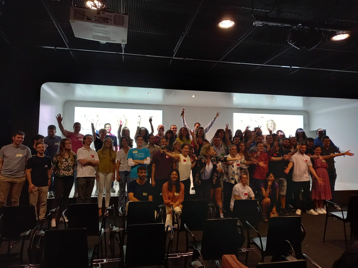 fundacionesplai's tweet photo. Participan en un #speedating nuestro alumnado de #EnfocaT impulsado por #BCNInclusiveCoding con @BDTalent @barcelonactiva y el @MWCapital para que las empresas más punteras del sector tecnológico en #Barcelona puedan acercarse al talento digital #Júnior https://t.co/6bhjRUlneF